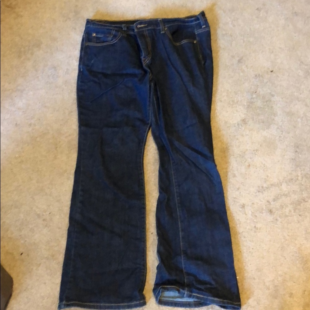 Levi 515, Boot Cut, Size 12 Short